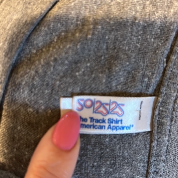 AMERICAN APPAREL “everybody’s different and that’s rad” gray T-shirt. - Picture 4 of 5